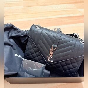 YSL ENVELOPE MEDIUM IN QUILTED GRAIN DE POUDRE EMBOSSED LEATHER